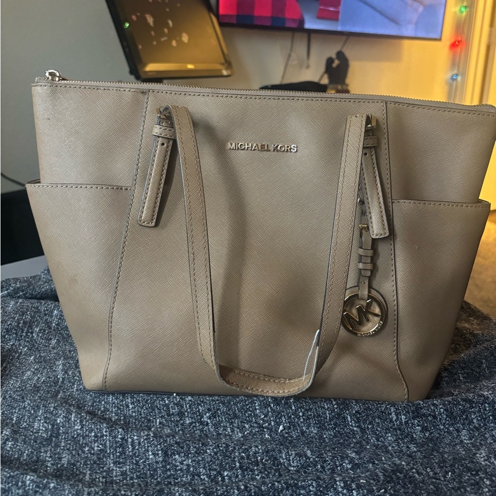 Michael Kors Beige Leather Tote